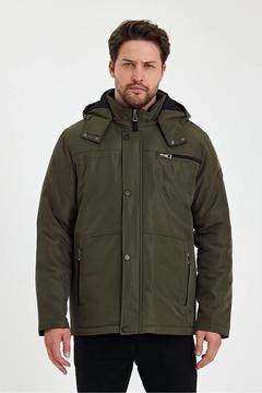 Yeşil İçi Kalın Kürklü Çıkartılabilir Kapüşonlu Fermuar Çepli Rüzgar Ve Su Geçirmez Mont&Kaban