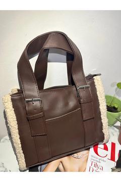 Peluş deri el çantası