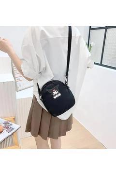 Loots  Kuromi Sitting Baskılı Fermuarlı Unisex Kanvas Siyah Omuz Çantası