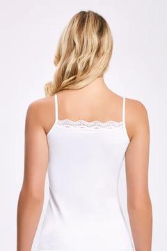 Kadın V Yaka Dantelli İp Askılı Atlet