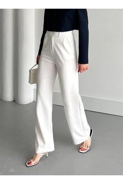 Kadın Beyaz Plise Yüksek Bel Pensli Pantolon