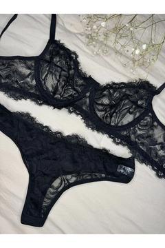 Balenli Kapsız Basic Dantel İç Çamaşır Takımı (Sütyen-Tanga)