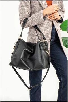 Kadın Siyah  Ayarlanabilir Kaliteli Yumuşak  Omuz Ve Kol Çantası