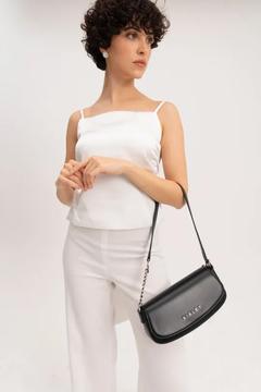 Sisley Kadın Omuz Çantası - Camel