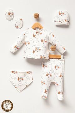 Winnie the Pooh Temalı Bebek Hastane Çıkış Seti