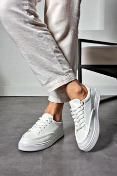 Beyaz Yüksek Taban Deri Spor Ayakkabı