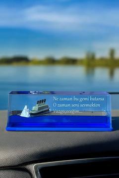 Yazılı Batmayan Aşk Gemisi Sevgililer Günü Hediyesi Titanik Batmayan Gemi Akvaryum