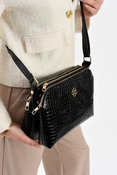 Siyah Taş Kroko Desenli Üç Bölmeli Omuz Çapraz Askılı Kaliteli Çanta