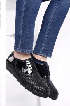 Siyah Rugan Renkli Tırtık Tabanlı Klasik Erkek Ayakkabı