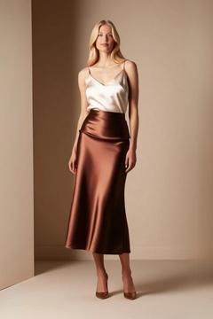 Kadın Kahverengi Beli Lastikli Midi Boy Saten Etek