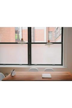 10113 Hafif Tonda Buzlu Cam Folyo Buzlu Cam Görünümlü Yapışkanlı Folyo 45cm X 1m