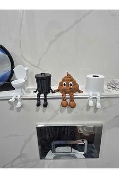 4'lü Eğlenceli Banyo Dekoratif Figür Seti /Tuvalet Kağıdı, Çöp Kovası, Kaka Emojisi ,Klozet Aksesuar