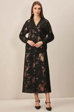 Uzun Kollu Siyah Tüvit Hırka