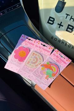 Smiley 3’lü Parfüm Esanslı Araba Kokusu Set