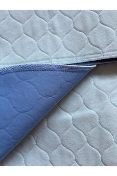 Köpek Çiş Pedi Sıvı Geçirmez Ve Yıkanabilir Ped (75X90 CM)