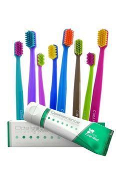 Beyazlatıcı Diş Macunu 133 Gr + Curaprox 3960 Diş Fırçası