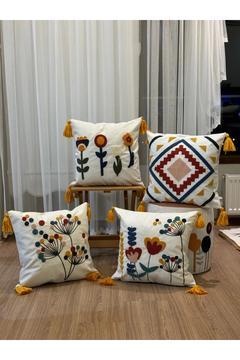 4'LÜ PUNCH İŞLEMELİ NAKIŞLI PANÇ DEKORATİF KIRLENT KILIFI