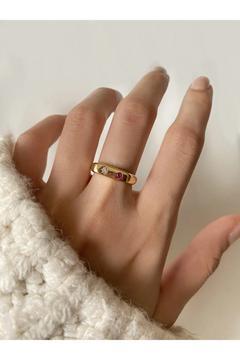 Kadın Gold Ayarlanabilir Mini Kırmızı Taşlı Yüzük