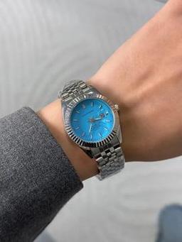 Spoons Yuvarlak Kasa Takvimli Kadın Kol Saati Gümüş (Mavi Kadran)