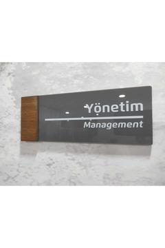 Wooden Serisi Özelleştirilebilir Ofis Oda Kapı İsimliği Yönlendirme Tabelası