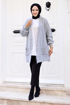 Püsküllü Cep Detaylı Triko Hırka TSD240805 Gri