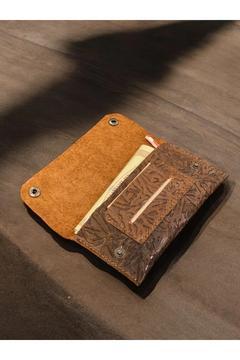 Tütün Kesesi Deri Tütün Çantası Desenli Taba Etnik Tütünlük 17 x 8.5 cm ( Cep Boy )