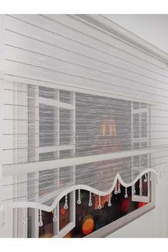 Çift Mekanizmalı Boncuklu Gri Serit Desenli Tül, Beyaz Poyester Stor Perde