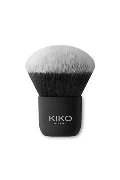 Face 13 Kabuki Brush Pudra Uygulamak Için Sentetik Kıllara Sahip Kabuki Fırçası