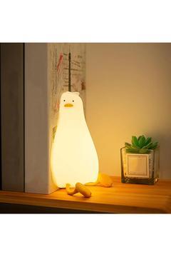 Şarjlı Sevimli Yatan Ördek Gece Lambası Telefon Tutucu Duck Dekoratif Led Aydınlatma Hediyelik