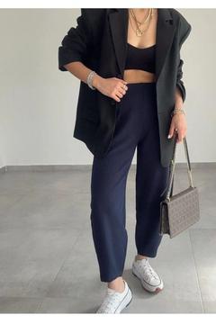 Balon Krep Lacivert Pantalon