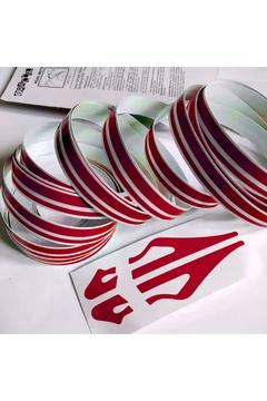 12mm Çift Şerit Kırmızı Folyo Yapışkan Bant Araba Gövde Şerit Kaplama
