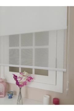 Atölye Perde Çiftli Sistem Beyaz Ince Çizgili Tül+stor (eteksiz Düz Versiyon)