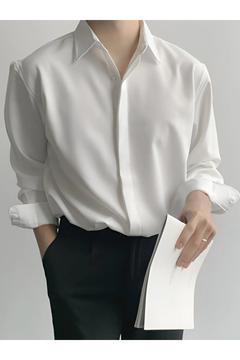 Slim Fit Gizli Pat Klasik Dört Mevsim Erkek Gömlek