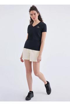 Logo Cabou Kadın Siyah Regular Fit Tişört