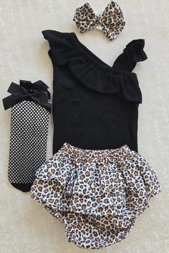 Kız Bebek Ribana Tek Kol Askılı Çıtçıtlı Body Fırfırlı Desenli Etek Çorap set