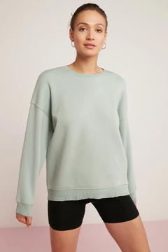Brenda Kadın Içi Polarlı Yumuşacık Yuvarlak Yaka Kaşkorse Detaylı Oversize Fit Mint Yeşil Sweatshirt