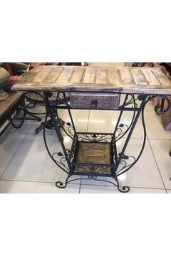 Ahşap Ferforje Oymalı Dresuar Etajer Çekmeceli 79x38x77 cm.