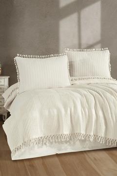 %100 Pamuk Çift Kişilik Püsküllü Pike Takımı