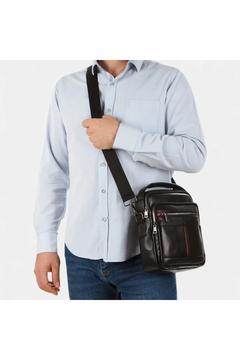 Hakiki Deri Orta Boy Omuz Çantası El Çantası LD593