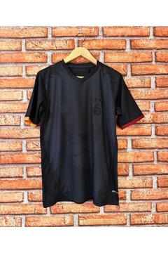 G̴A̴LATA ̴S̴A̴RAY 5 YILDIZ 2024/25 SPECİAL YETİŞKİN TARAFTAR FORMASI T-SHİRT