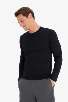 Slim Fit Dar Kesim Bisiklet Yaka Basic Düz Uzun Kollu Pijama Üstü Z2771AZ24AU