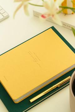 2026 Yılı A5 Tam Gün Ajanda 15x22 cm - 365 Gün Sarı