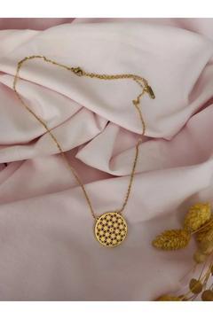 Yaşam çiçeği çelik paslanmaz zincir kolye