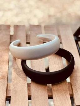 Siyah Beyaz ikili Taç