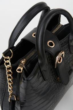 Vivaq Kadın Siyah Suni Deri Croco Desenli Askılı Çıtçıt Fermuar Kapama El Ve Omuz Çantası