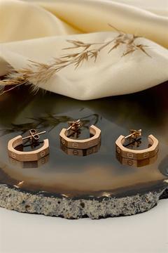 Çoklu Vida Desen Halka Küpe Seti Bronz