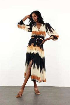 Siyah Batik Desen Şifon Elbise