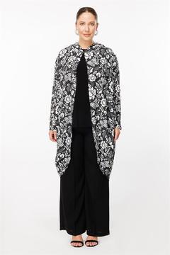 Büyük Beden Desenli Ve Kapüşonlu Uzun Gömlek-SİYAH