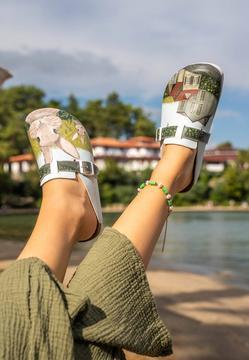 Kadın Vegan Deri Yeşil Terlik - Going on an Adventure Tasarım