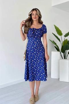 Çiçek Desenli Midi Boy Çıtır Elbise